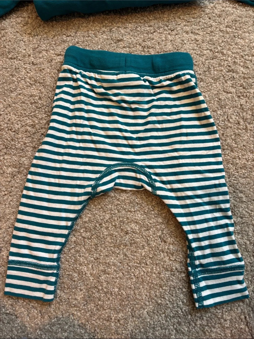 Hanna Andersson teal Striped Pants Set with Yellow Owl Appliqué 12-18m